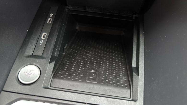 Ford Transit Connect 250 L2 Petrol 1.5 EcoBoost PHEV 150 Limited Van Auto